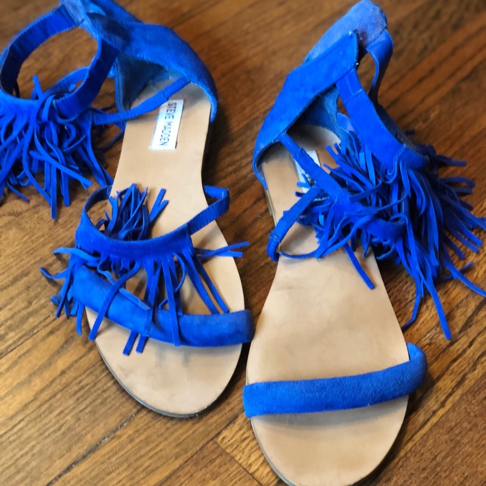 STEVE MADDEN FRINGE GLADIATOR WITH ZIPPER